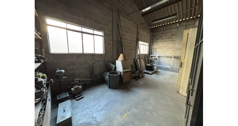 Oportunidade: Terreno à venda no Bairro da Vila Guedes na Rua Martinho do Amaral,