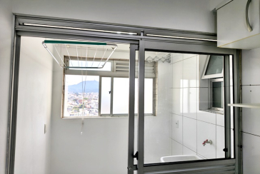 Lindo Apartamento à venda no Bairro do Parque Maria Domitila na Rua Willis Roberto Banks 401