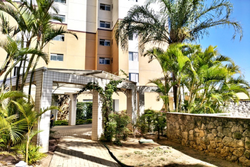 Lindo Apartamento à venda no Bairro do Parque Maria Domitila na Rua Willis Roberto Banks 401