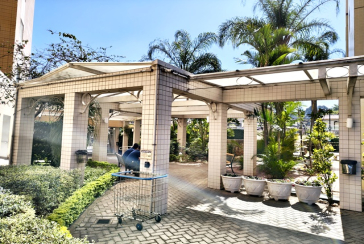 Lindo Apartamento à venda no Bairro do Parque Maria Domitila na Rua Willis Roberto Banks 401