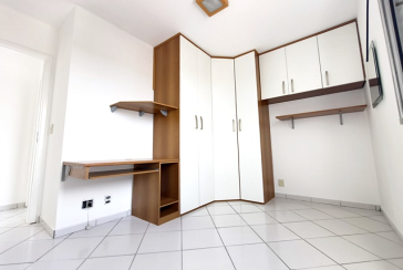 Lindo Apartamento à venda no Bairro do Parque Maria Domitila na Rua Willis Roberto Banks 401