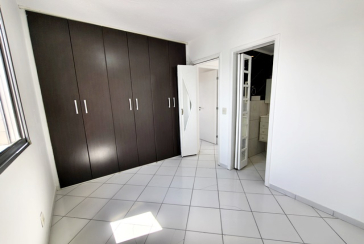 Lindo Apartamento à venda no Bairro do Parque Maria Domitila na Rua Willis Roberto Banks 401