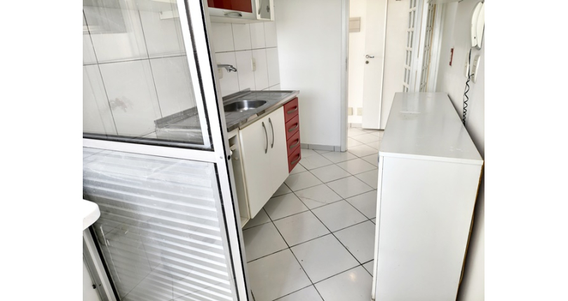 Lindo Apartamento à venda no Bairro do Parque Maria Domitila na Rua Willis Roberto Banks 401