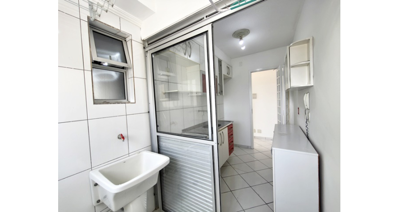 Lindo Apartamento à venda no Bairro do Parque Maria Domitila na Rua Willis Roberto Banks 401