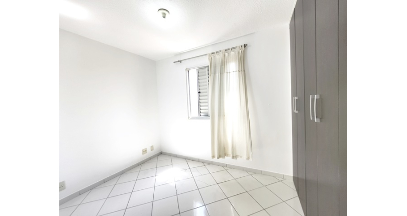 Lindo Apartamento à venda no Bairro do Parque Maria Domitila na Rua Willis Roberto Banks 401