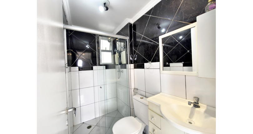 Lindo Apartamento à venda no Bairro do Parque Maria Domitila na Rua Willis Roberto Banks 401