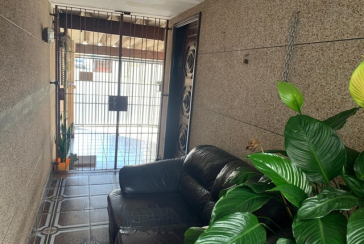 Casa térrea à venda no Jardim Santo Elias na Rua Sandoval Ferreira Cabral,