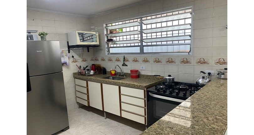 Casa térrea à venda no Jardim Santo Elias na Rua Sandoval Ferreira Cabral,