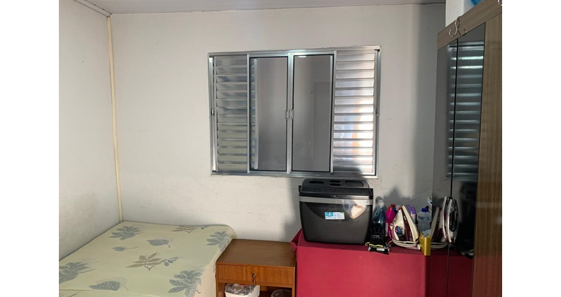 Casa térrea à venda no Jardim Santo Elias na Rua Sandoval Ferreira Cabral,