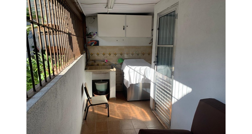 Casa térrea à venda no Jardim Santo Elias na Rua Sandoval Ferreira Cabral,