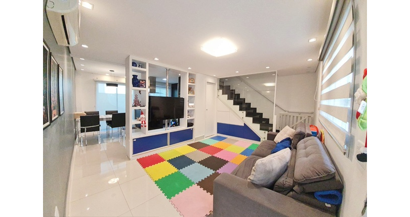 Lindo Sobrado à venda no Bairro da Vila Mangalot na Rua Jose Ataliba Ortiz 834, no Condomínio Boulevard Park,