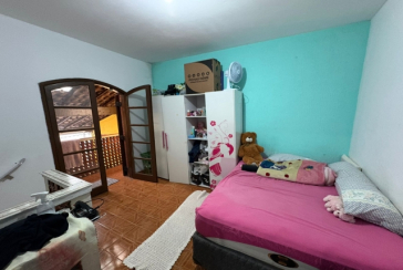 Casa à venda no Bairro do Parque Maria Domitila na Rua Mariana Camargo,