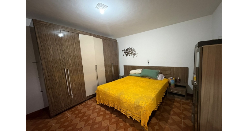 Casa à venda no Bairro do Parque Maria Domitila na Rua Mariana Camargo,