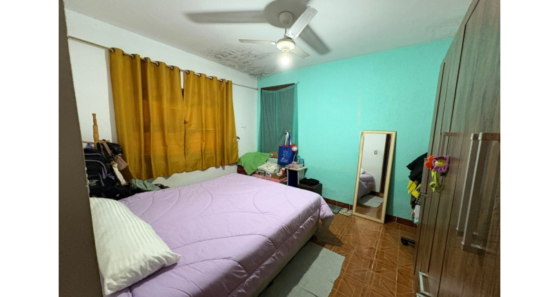 Casa à venda no Bairro do Parque Maria Domitila na Rua Mariana Camargo,