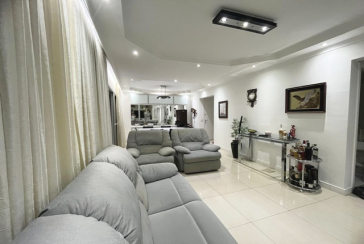 Apartamento à Venda no Bairro de Pirituba no Condomínio Sítio Anhanguera, na Rua Willian Furneau 140, no Edifício Sabia,