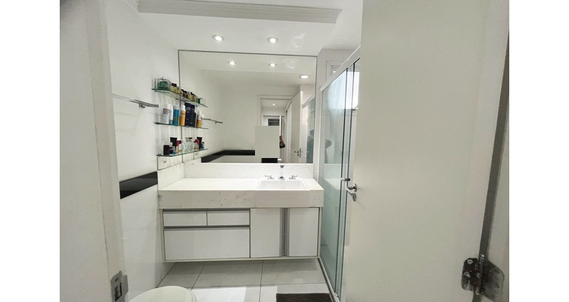 Apartamento à Venda no Bairro de Pirituba no Condomínio Sítio Anhanguera, na Rua Willian Furneau 140, no Edifício Sabia,