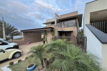 Sobrado semi novo à venda em Itatiba no Bairro da Residencial Fazenda Serrinha na Rua Fortunato Angelon