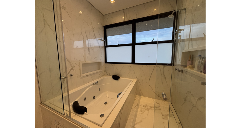 Sobrado semi novo à venda em Itatiba no Bairro da Residencial Fazenda Serrinha na Rua Fortunato Angelon