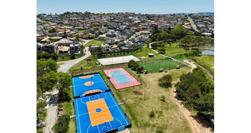 Sobrado à venda Rua Fortunato Angelon, Loteamento Itatiba Country Club - Imóveis à Venda