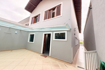 Sobrado à venda no Bairro do Parque São Domingos na Rua Homero Sales