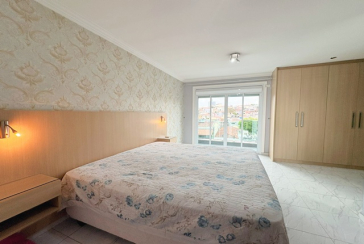 Sobrado à venda no Bairro do Parque São Domingos na Rua Homero Sales