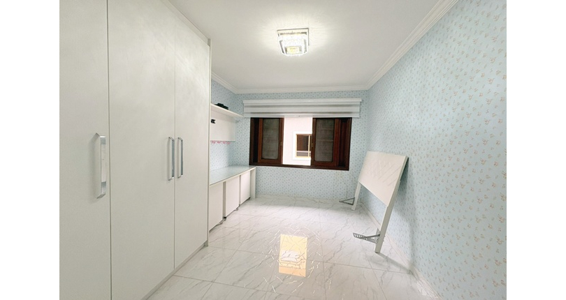 Sobrado à venda no Bairro do Parque São Domingos na Rua Homero Sales