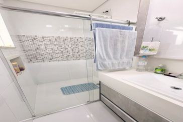  Lindo Sobrado à venda no Bairro do Parque São Domingos na Rua Dirceu de Almeida