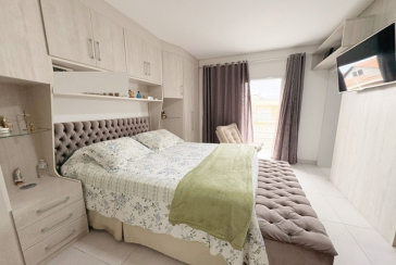  Lindo Sobrado à venda no Bairro do Parque São Domingos na Rua Dirceu de Almeida