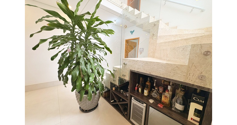  Lindo Sobrado à venda no Bairro do Parque São Domingos na Rua Dirceu de Almeida