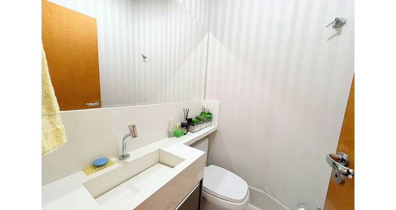  Lindo Sobrado à venda no Bairro do Parque São Domingos na Rua Dirceu de Almeida