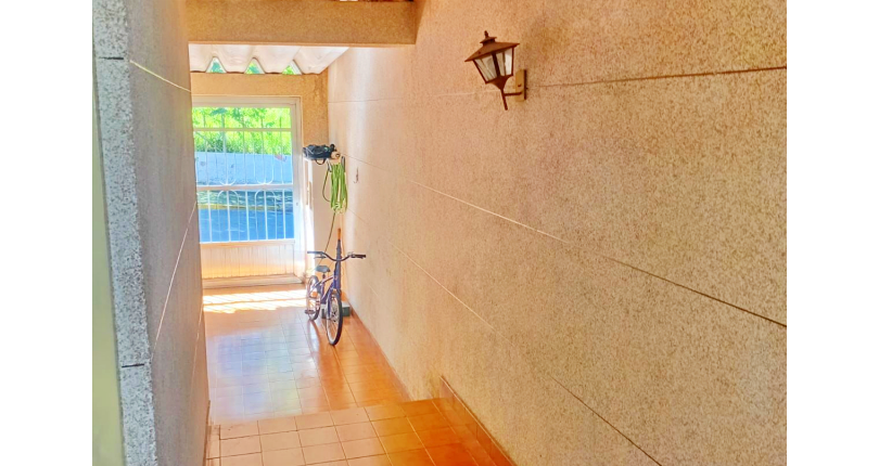 Lindo Sobrado à venda no Bairro do Jardim São João (Jaraguá) 