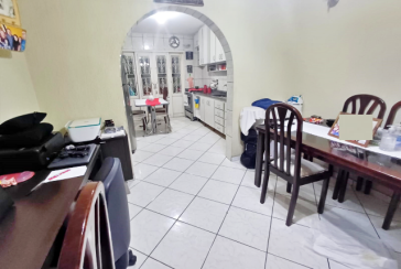 Ótimo Sobrado à venda no Bairro do Conjunto Residencial Vista Verde na Rua Ricardo Abed