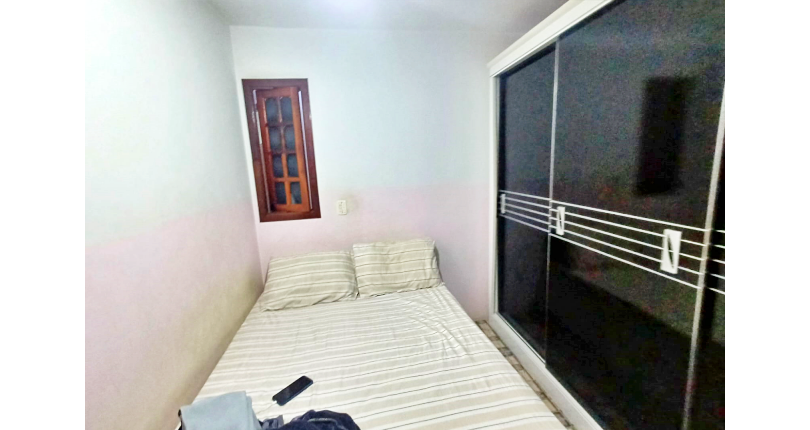 Ótimo Sobrado à venda no Bairro do Conjunto Residencial Vista Verde na Rua Ricardo Abed