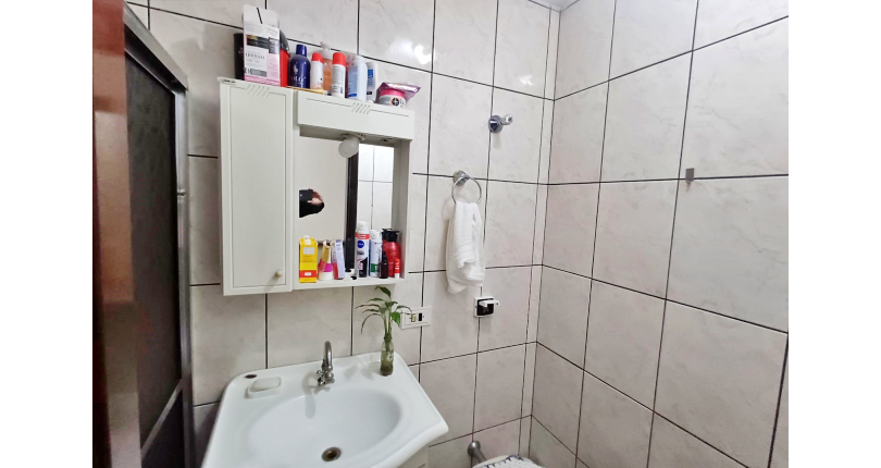 Ótimo Sobrado à venda no Bairro do Conjunto Residencial Vista Verde na Rua Ricardo Abed