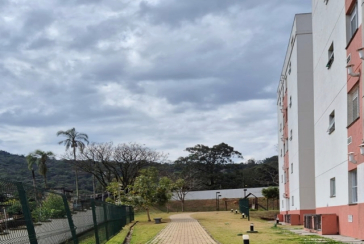 Belo Apartamento à venda no Jaraguá na Avenida Doutor José Maniero 225