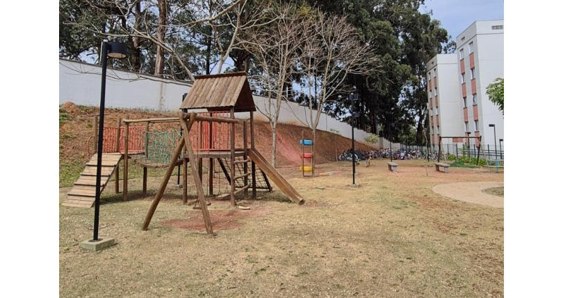 Belo Apartamento à venda no Jaraguá na Avenida Doutor José Maniero 225