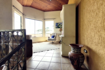 Linda Casa de Condomínio com Conforto e elegância à venda no Bairro da Chácara Jaraguá na Rua Santana do Araguaia