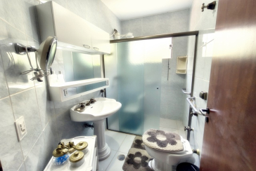 Linda Casa de Condomínio com Conforto e elegância à venda no Bairro da Chácara Jaraguá na Rua Santana do Araguaia