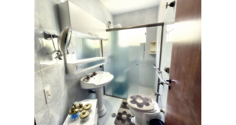 Linda Casa de Condomínio com Conforto e elegância à venda no Bairro da Chácara Jaraguá na Rua Santana do Araguaia