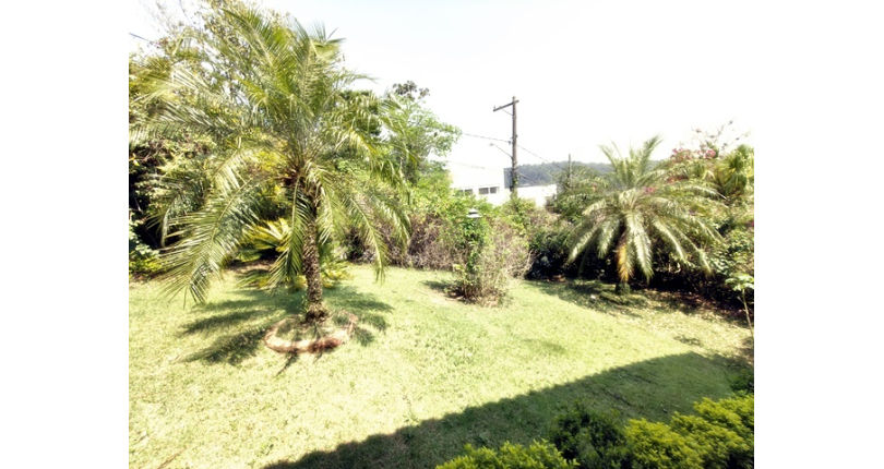 Linda Casa de Condomínio com Conforto e elegância à venda no Bairro da Chácara Jaraguá na Rua Santana do Araguaia
