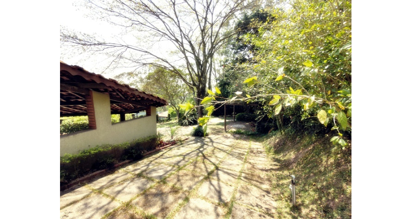 Linda Casa de Condomínio com Conforto e elegância à venda no Bairro da Chácara Jaraguá na Rua Santana do Araguaia