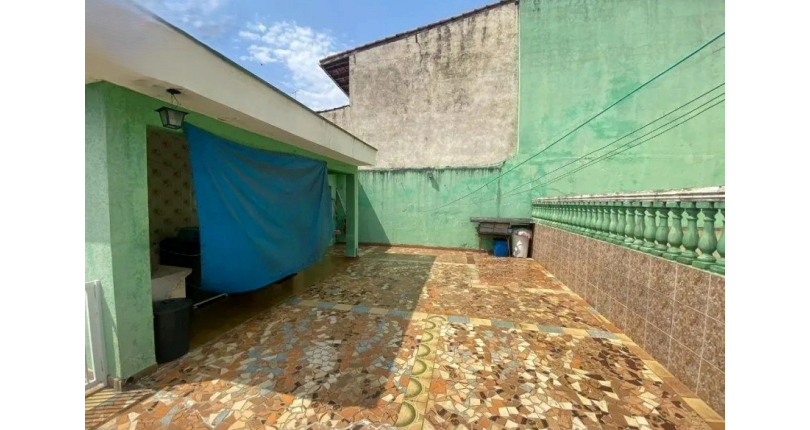  Casa Térrea à venda no Bairro do Jardim Marisa na Rua José de Souza Aguiar,