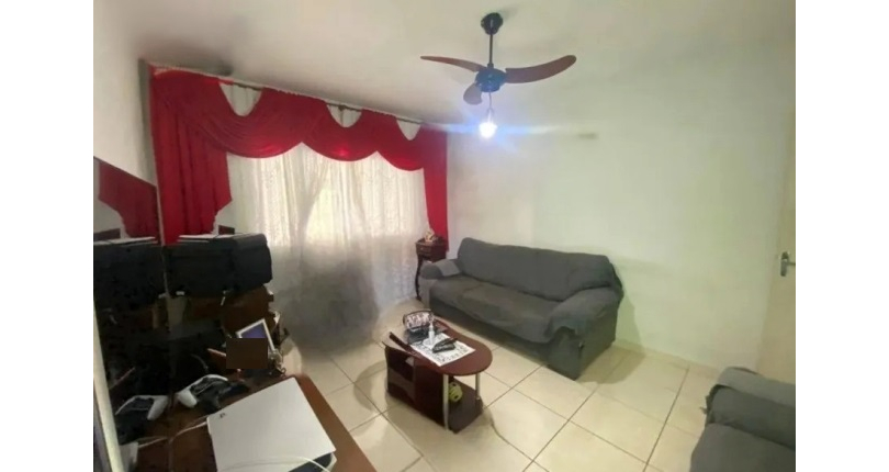  Casa Térrea à venda no Bairro do Jardim Marisa na Rua José de Souza Aguiar,