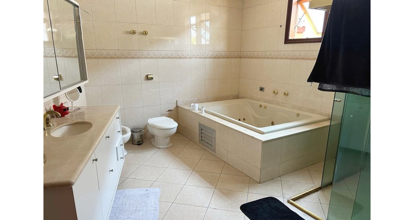  Sobrado de Alto Padrão à venda no Bairro do City América na Rua Icádio