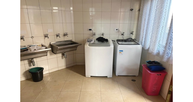  Sobrado de Alto Padrão à venda no Bairro do City América na Rua Icádio