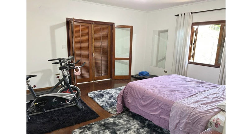  Sobrado de Alto Padrão à venda no Bairro do City América na Rua Icádio