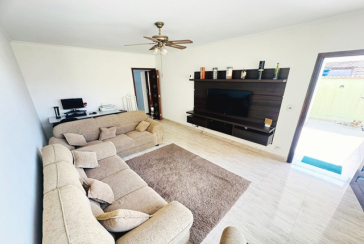 Belo Sobrado à venda no Bairro da Vila Boaçava na Rua Jurubim,