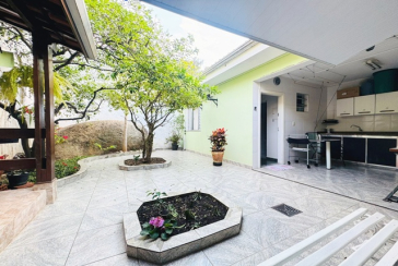 Belo Sobrado à venda no Bairro da Vila Boaçava na Rua Jurubim,