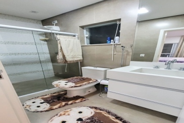 Belo Sobrado à venda no Bairro do Parque São Domingos na Rua Dirceu de Almeida,