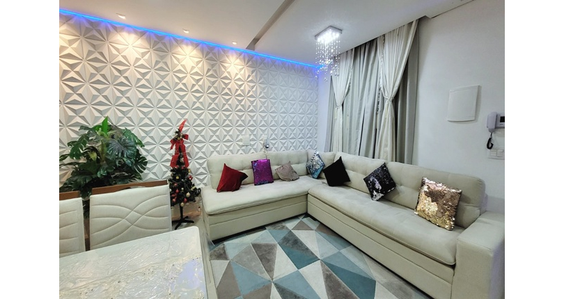 Belo Sobrado à venda no Bairro do Parque São Domingos na Rua Dirceu de Almeida,